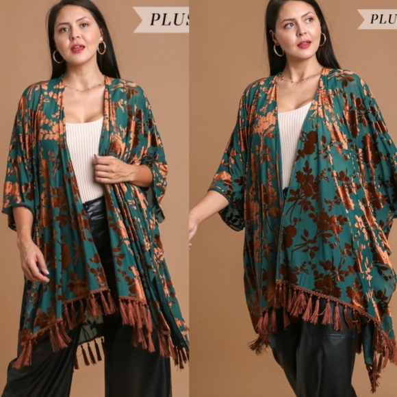 Umgee Sweaters - Umgee Boho Velvet Bohemian Fringe Kimono XL 1X 2X